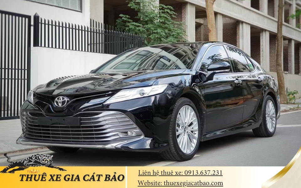 Đặt xe 4 chỗ giá bao nhiêu 1 ngày