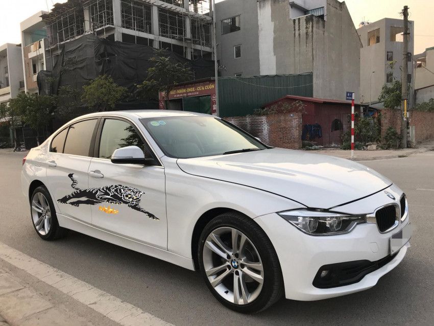 xe-tu-lai-bmw