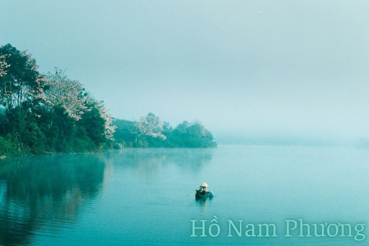 Hồ Nam Phương