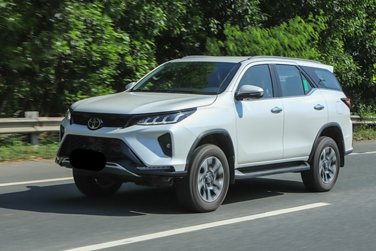 Thuê xe 7 chỗ Fortuner đi Đà Lạt